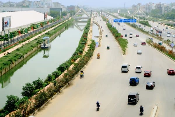 গাড়ি ভাড়া, ড্রাইভার ও অ্যাম্বুলেন্স