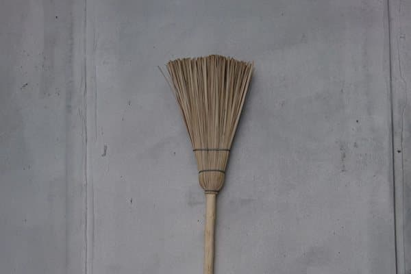 গৃহকর্মী ও কেয়ার