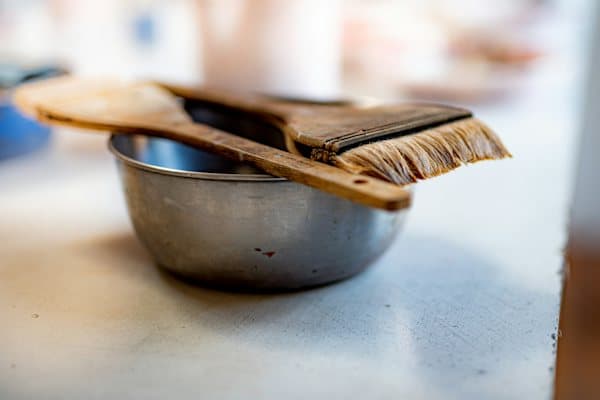 পুরুষদের চুলে কালার ও হেয়ার স্পা